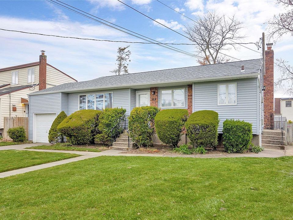 1st image of 217 Birch Avenue