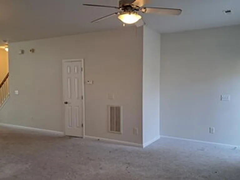 4411 Log Cabin Dr — Photo 19