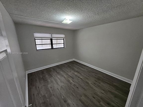 4th image of 1091 N Hiatus Rd #1091