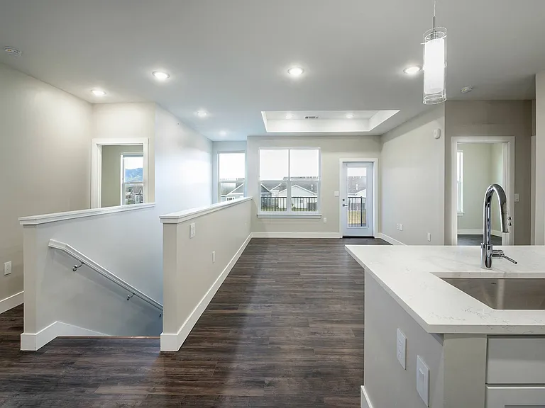 Icon Apartment Homes at Ferguson Farm — Photo 14