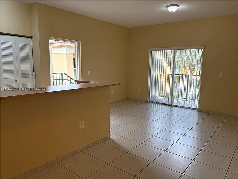 7320 NW 114th Ave #202 — Photo 4