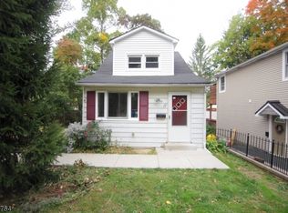 11 Hill Rd, Stanhope, NJ 07874