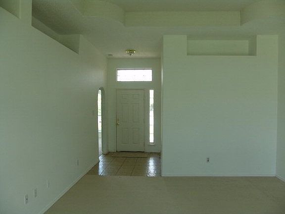 3rd image of 5717 N 41st St