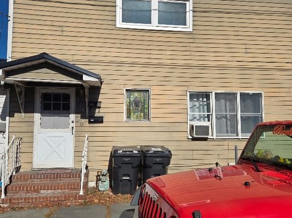 215 Keystone St #1