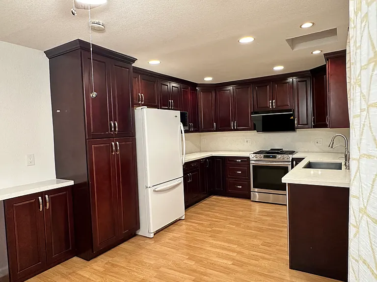 2297 Goldcrest Cir — Photo 10