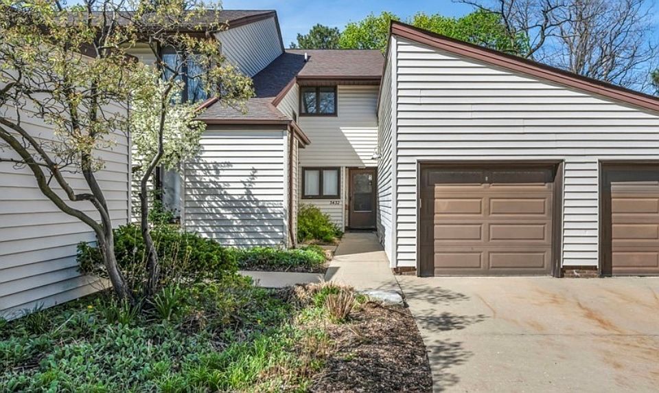 1st image of 3432 Mayfield Rd #B