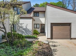 3432 Mayfield Rd #B, Cleveland, OH 44118