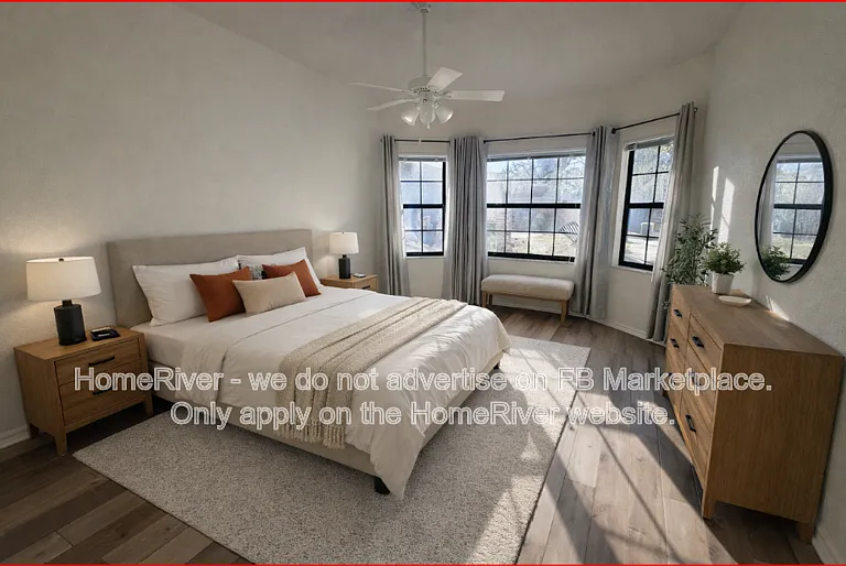 2305 NE 40th Ave — Photo 3
