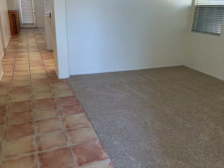 8404 Persimmon Dr — Photo 2