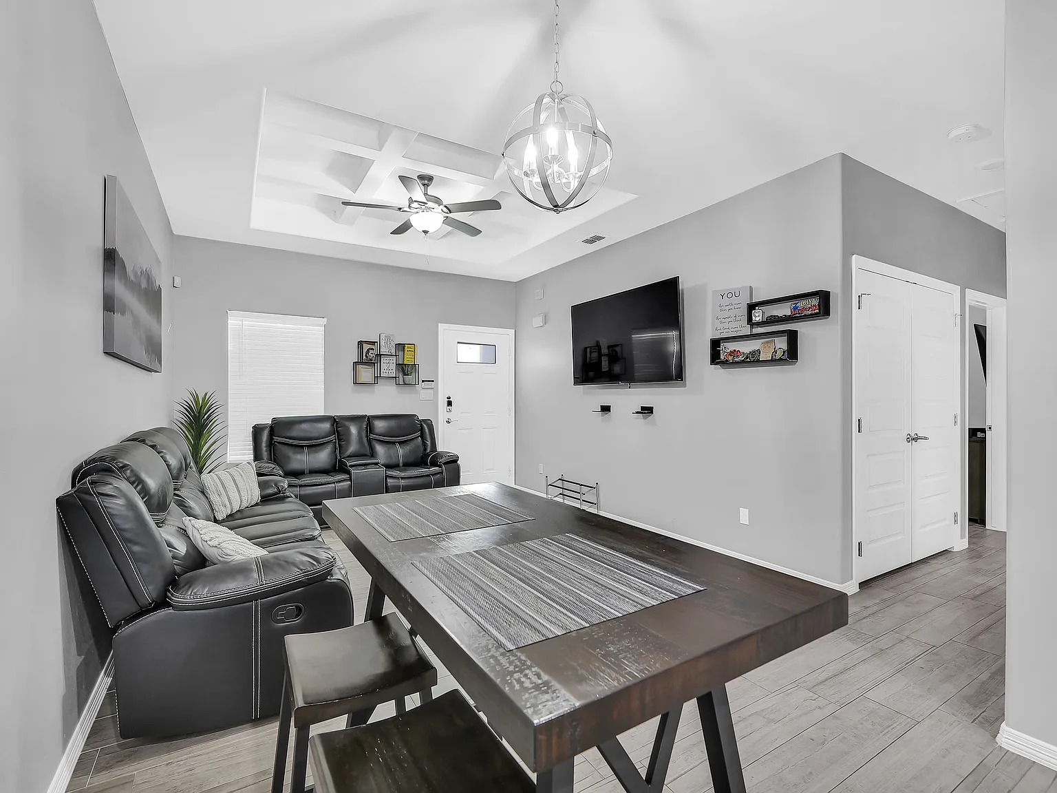 2100 Harrison St — Photo 2