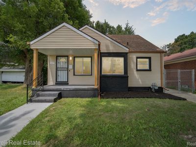 22650 Frisbee St, Detroit, MI, 48219