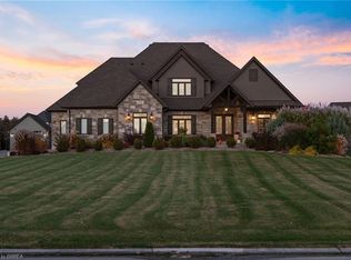 24 Tedley Blvd, Brantford, ON N3T 0E3