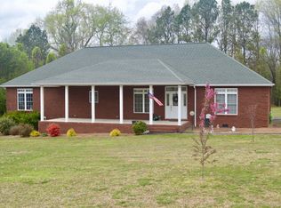 220 Eastbrook Rd, Estill Springs, TN 37330