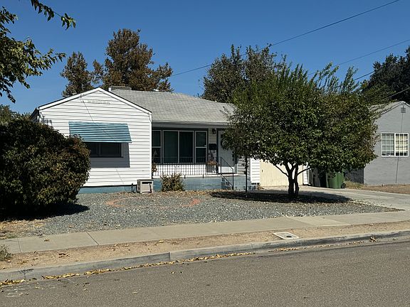 3rd image of 355 W Whittier Ave