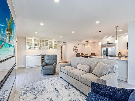 3rd image of 3000 Gulf Shore BLVD N #216