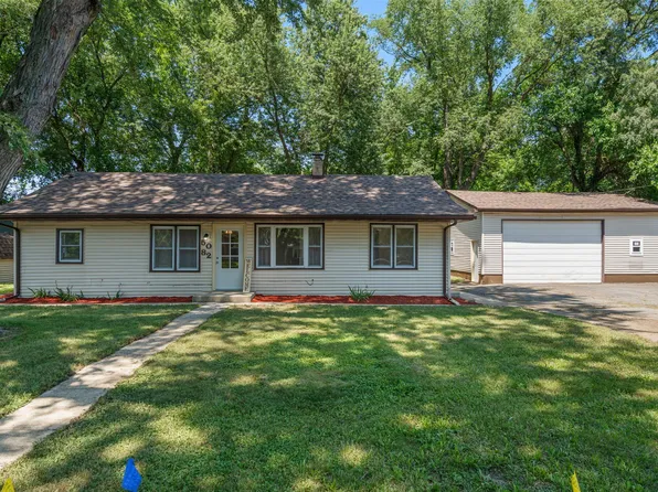 5082 Concord Ave, Portage, IN 46368