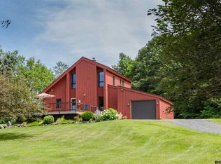 116 Burke Rd, Saratoga Springs, NY 12866