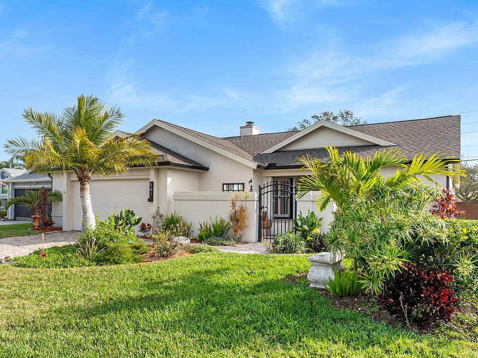 1st image of 201 Oak Haven Dr