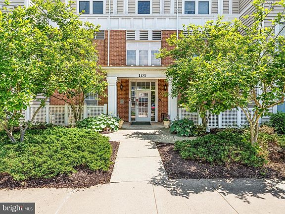 3rd image of 101 Watkins Pond Blvd Unit 4-102