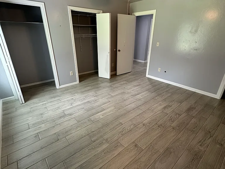 2512 SE 48th St — Photo 8