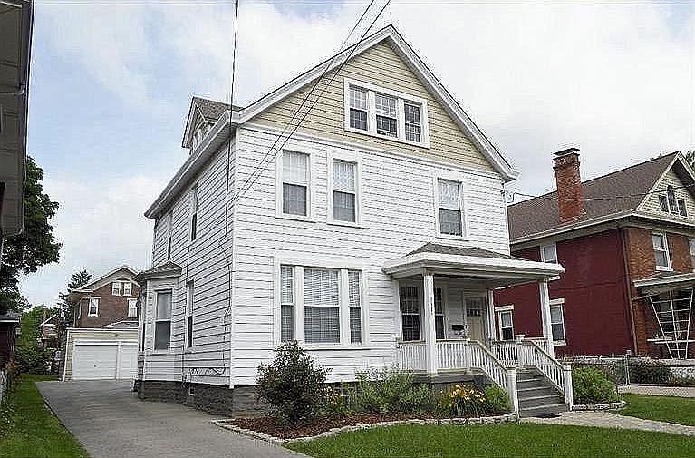 1st image of 3911 Forest Ave