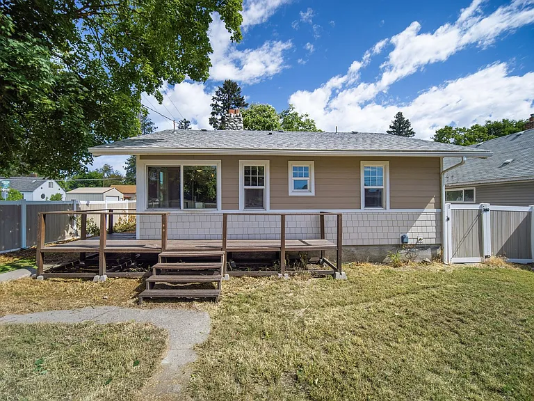 2527 W Liberty Ave — Photo 30