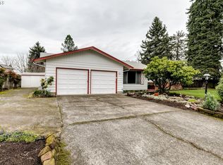 493 Shamrock Ave, Eugene, OR 97404