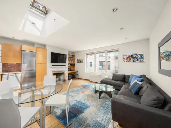 455 East 51st Street image 1 of 10