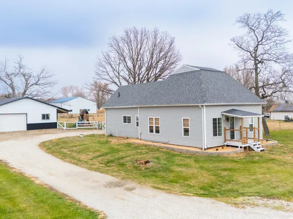 15409 W Glasford Canton Rd, Glasford, IL 61533