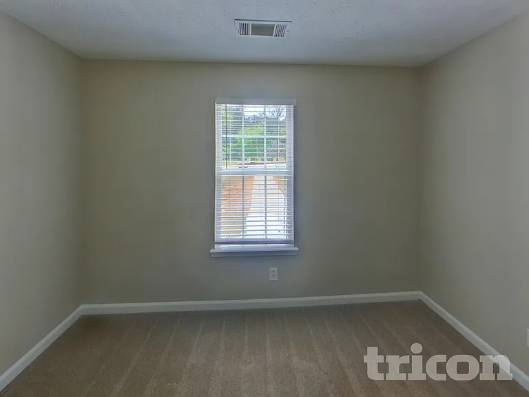 760 Country Lake Ct — Photo 12