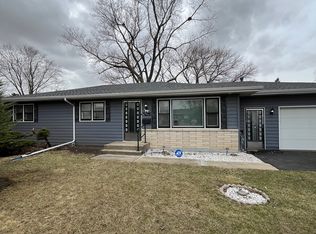 1115 Davison St, Joliet, IL 60433