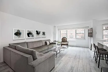 70 East 10th Street, #7P