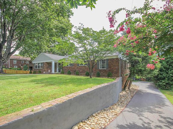 3rd image of 1404 W Ray Ave