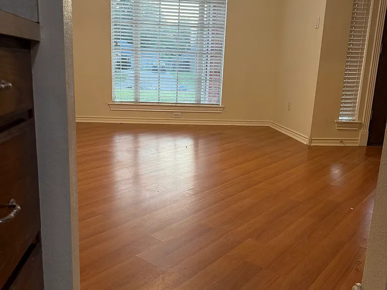 2208 Albert Broadfoot St — Photo 9