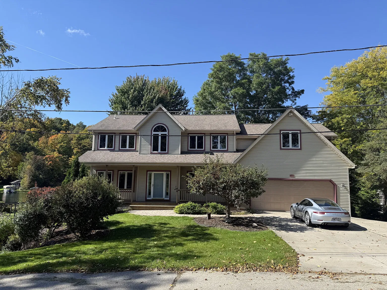4 bed, 4322 sqft, $4,000 — Photo 1
