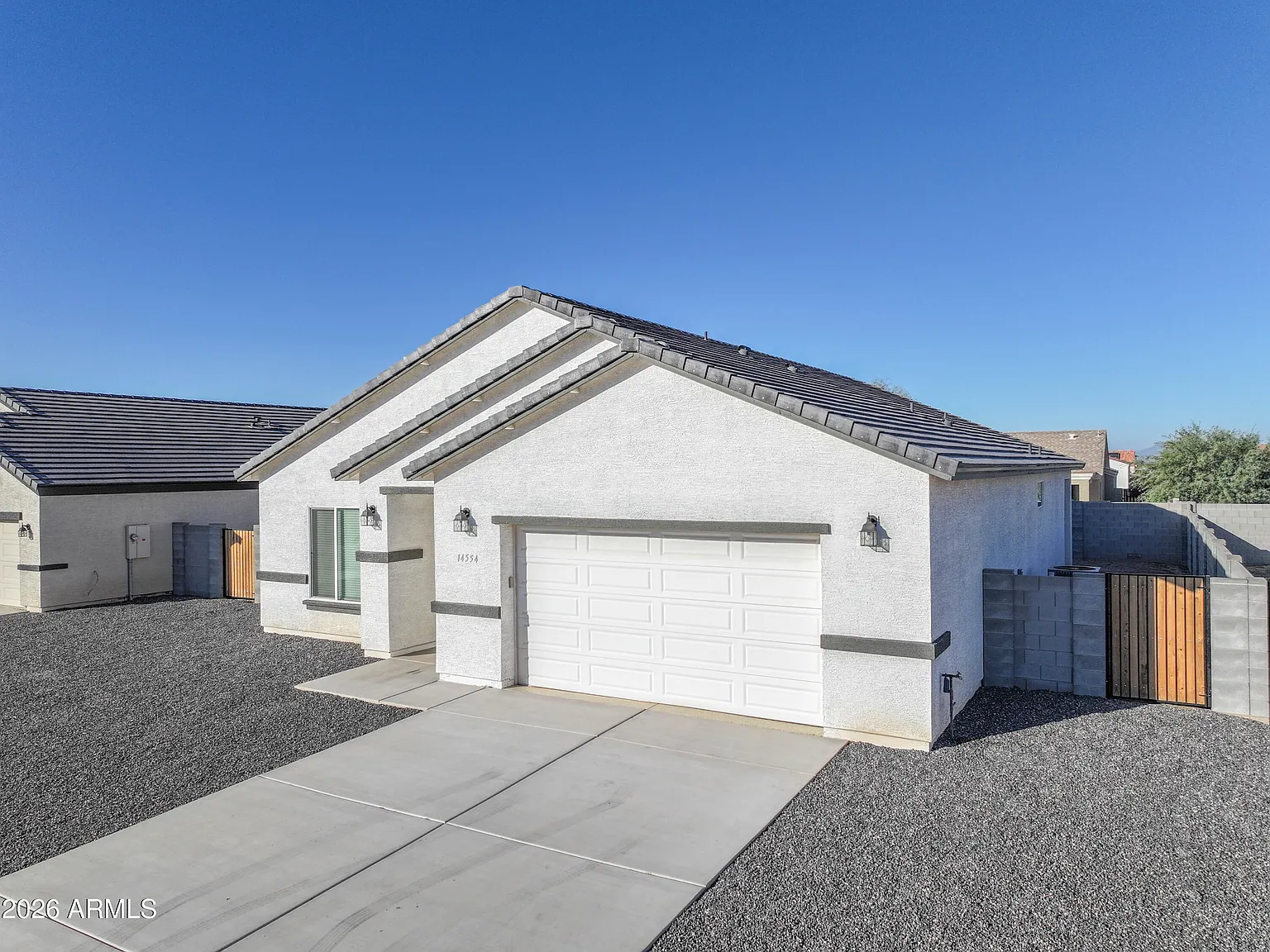3 bed, 2.0 bath, 1708 sqft, $1,800 — Photo 2