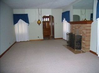 1016 SW Lane St, Topeka, KS 66604