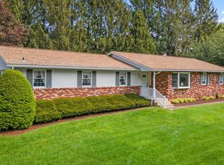 1500 Chris Ln, Westminster, MD 21158