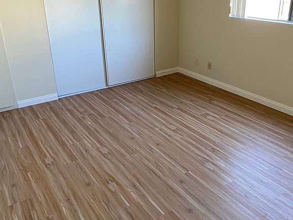 5th image of 3726 Jasmine Ave #115