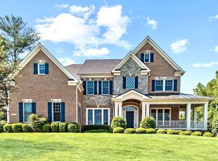 10320 Lynch Ln, Oakton, VA 22124