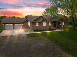 7269 Brophy Rd, Howell, MI 48855