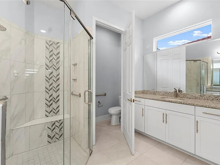 2320 Symphony Cir — Photo 37