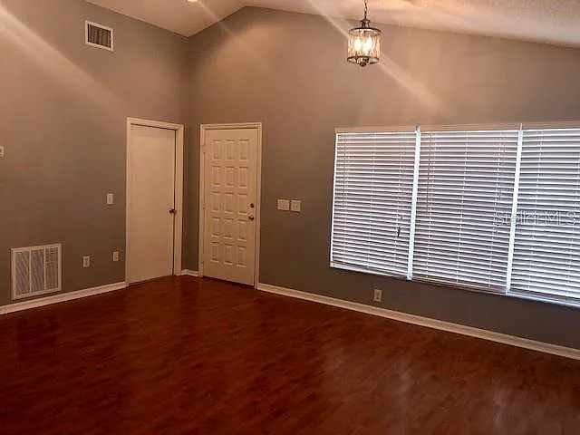 1851 Falling Star Ln — Photo 8