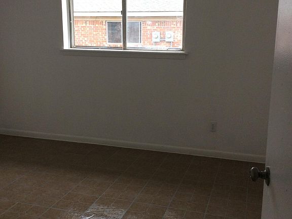 5th image of 100 Plum Ave APT 23