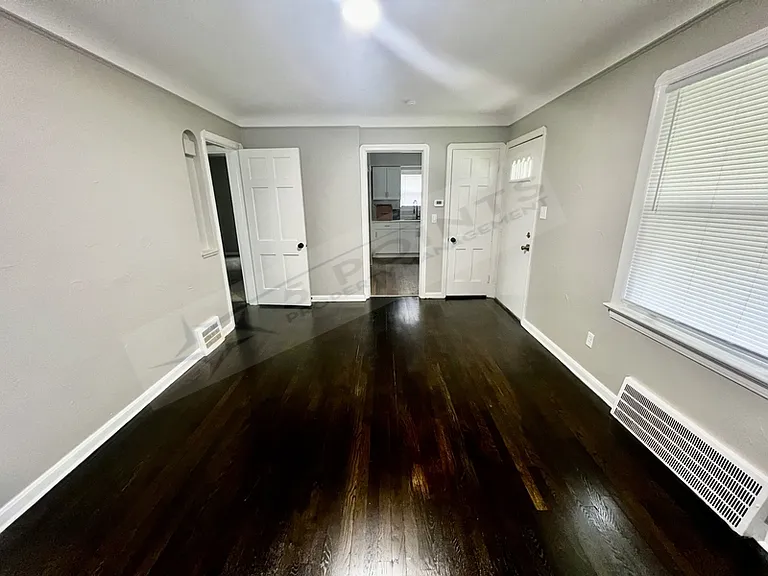 18881 Raymond St — Photo 13