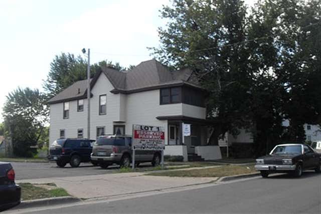 2nd image of 231 W Wesley St