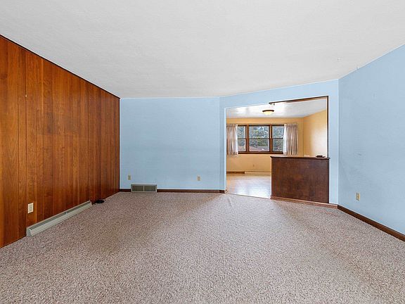 5th image of 1648 View Ln