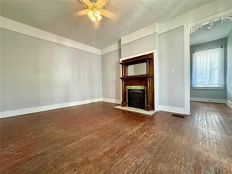 5939 Freret St #1 — Photo 10