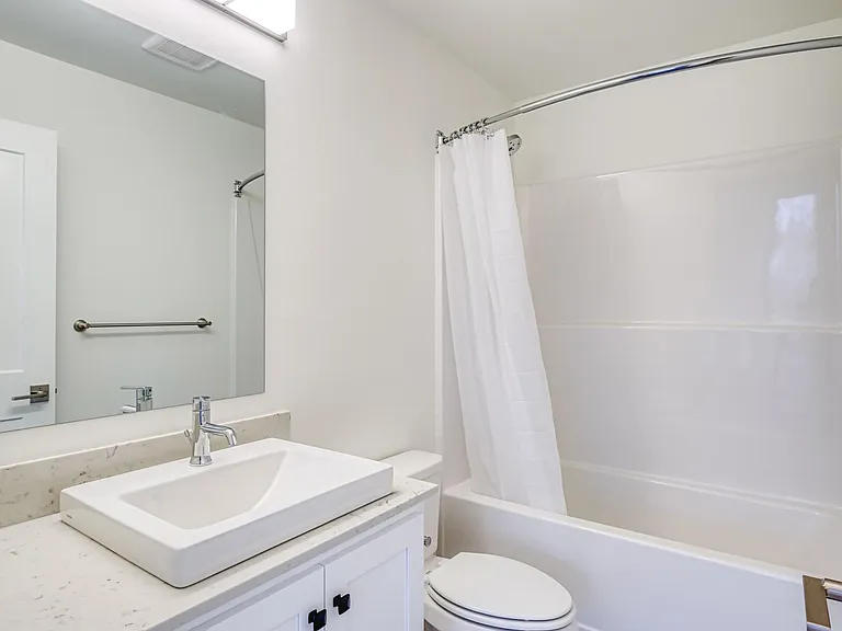 secondary bathroom