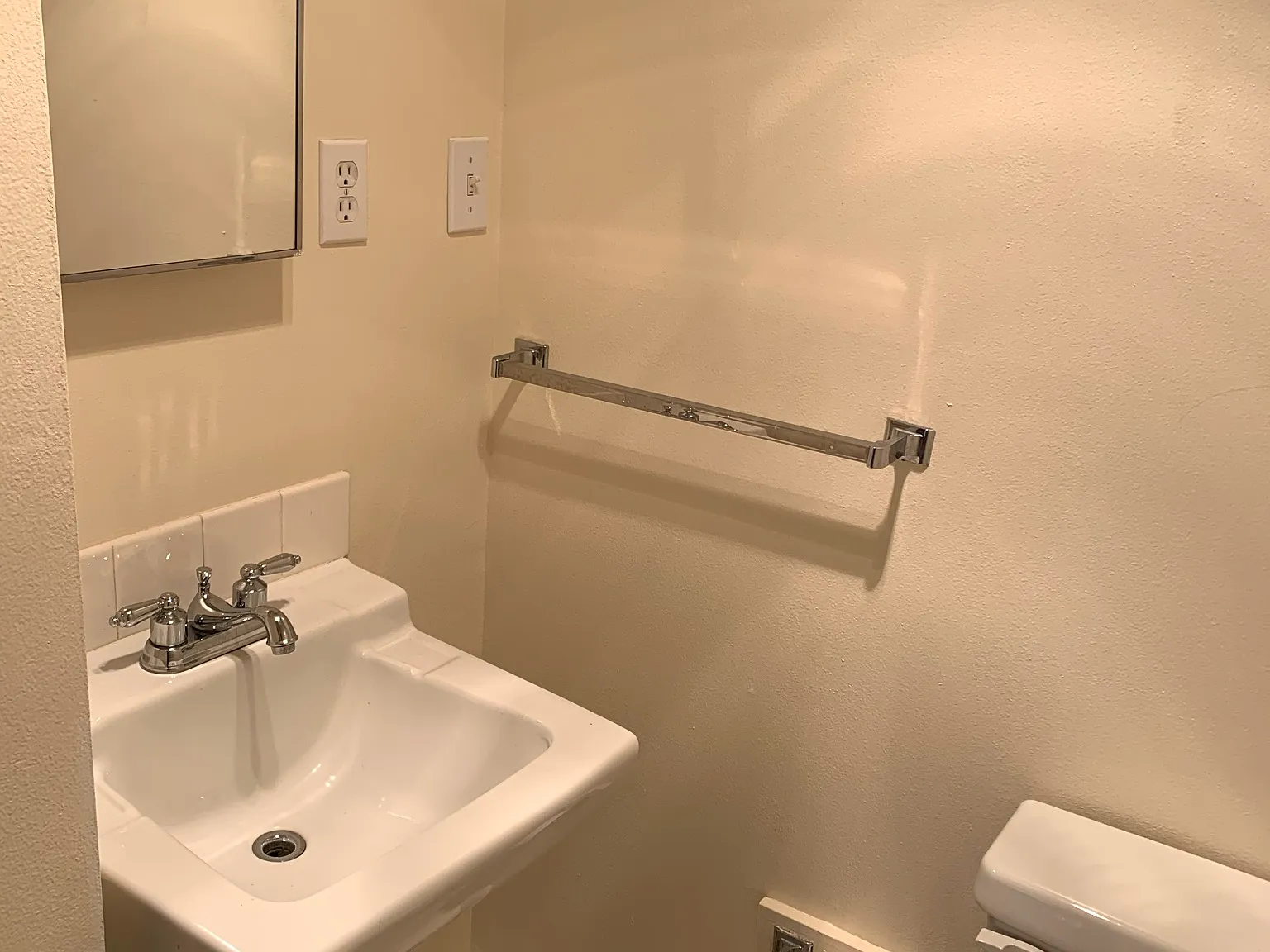 5600 White House Apartments LLC - 12 — Photo 2